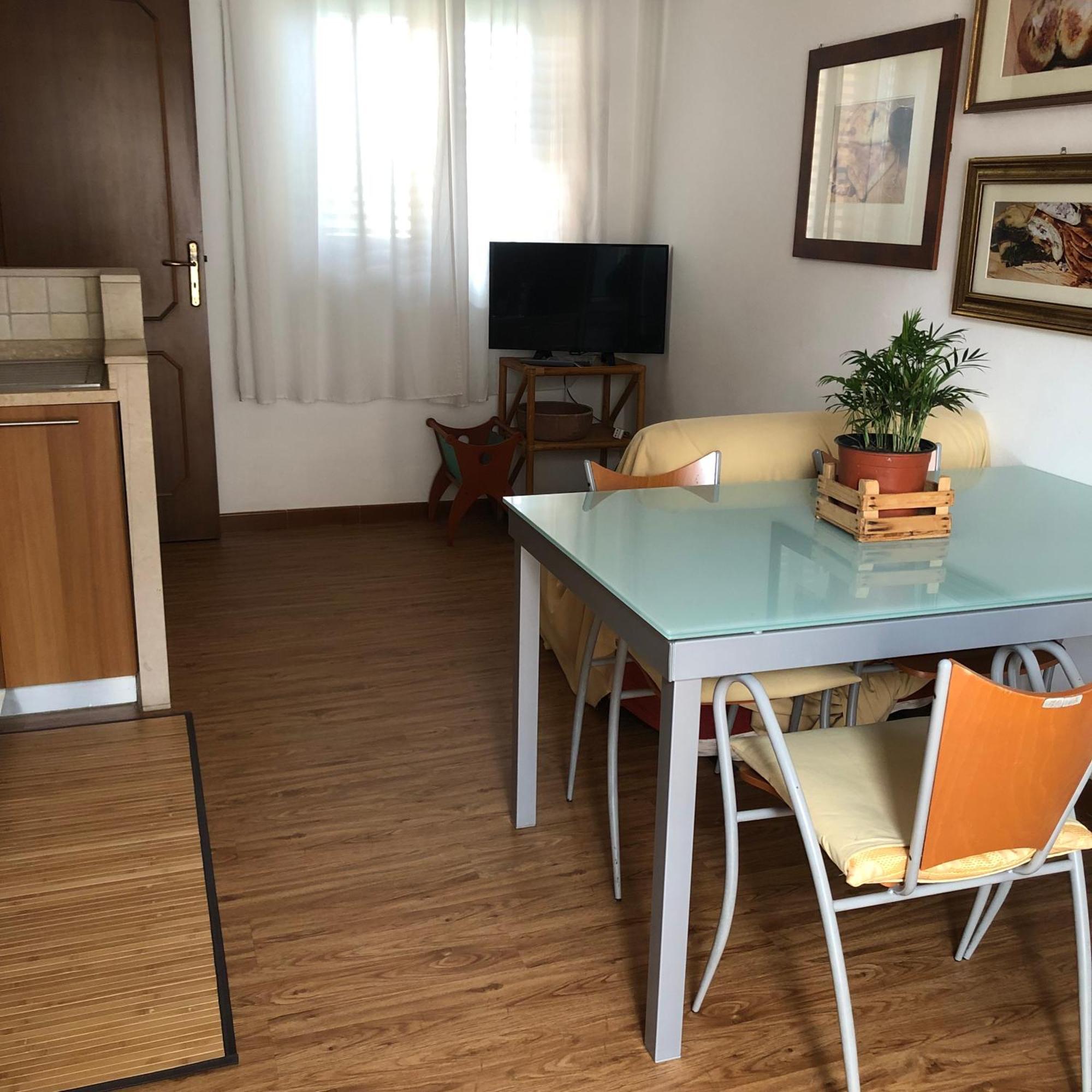 Casa Dorina Charme E Comfort A 100 M Dal Mare Donnalucata  Kültér fotó